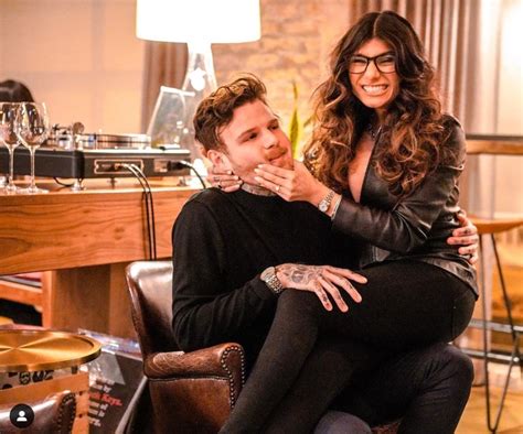 Mia Khalifa Relationships: Who Is She Dating Now!